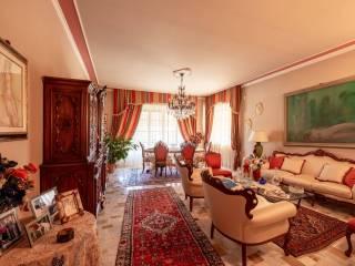 Villa plurifamiliare corso Fratelli Bandiera, Centro, Alba — foto 36 di 52