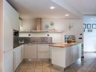Villa plurifamiliare corso Fratelli Bandiera, Centro, Alba — foto 51 di 52