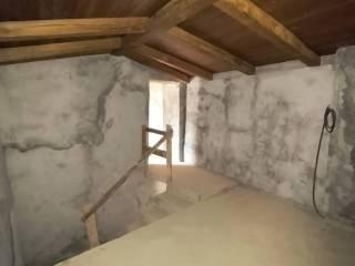 Terratetto unifamiliare via Eleonora d'Arborea 89, Centro, Usellus