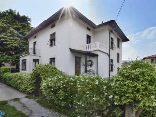 Villa unifamiliare piazza Sacro Cuore 10/C, Centro, Mandello del Lario — foto 31 di 47