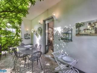 Villa unifamiliare piazza Sacro Cuore 10/C, Centro, Mandello del Lario