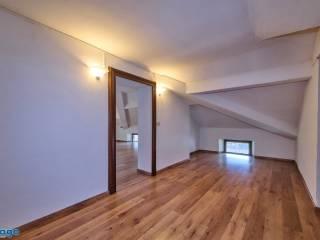 Villa unifamiliare piazza Sacro Cuore 10/C, Centro, Mandello del Lario — foto 27 di 47