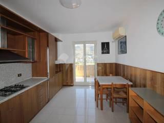 Trilocale frazione Coasco 24, Centro, Villanova d'Albenga