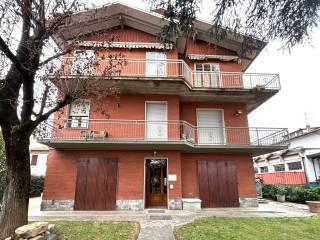 Quadrilocale via per Parma 55, Centro, Traversetolo — foto 8 di 21