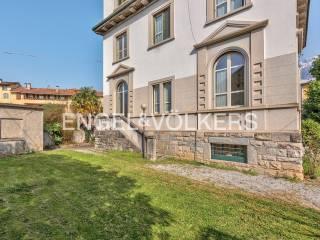 Villa unifamiliare, buono stato, 305 m², Centro, Mandello del Lario — foto 20 di 24