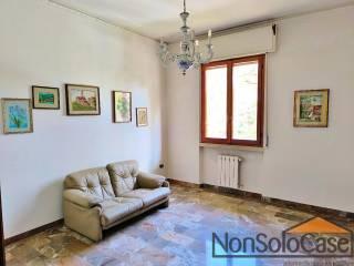Villa unifamiliare via Giuseppe Carpini, Santa Lucia, Prato — foto 2 di 31
