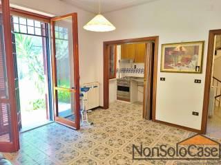 Villa unifamiliare via Giuseppe Carpini, Santa Lucia, Prato — foto 5 di 31