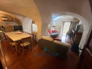 Appartamento da ristrutturare, su più livelli, Carovilli — foto 14 di 37