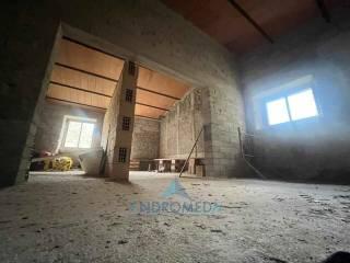Appartamento da ristrutturare, su più livelli, Carovilli — foto 16 di 37