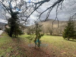 Appartamento da ristrutturare, su più livelli, Carovilli — foto 12 di 37