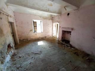 Rustico, da ristrutturare, 440 m², Cortandone — foto 2 di 23