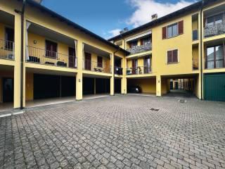 Trilocale via Antonio Locatelli, Misano di Gera d'Adda — foto 10 di 12