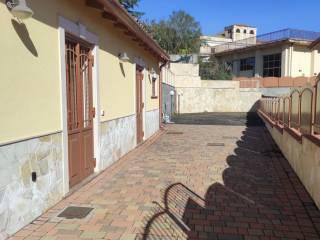 Villa unifamiliare via Bettino Ricasoli, Trecastagni — foto 9 di 38