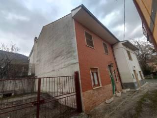 Villa unifamiliare via Villa Re, Centro, Pizzoli — foto 46 di 48