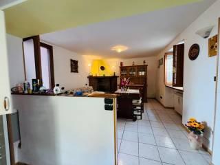 Villa unifamiliare via Montalecchio, Bagnone — foto 4 di 25