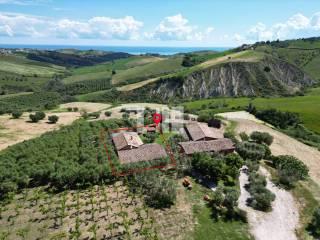 Villa unifamiliare Località Volpe 7, Roseto degli Abruzzi — foto 2 di 20