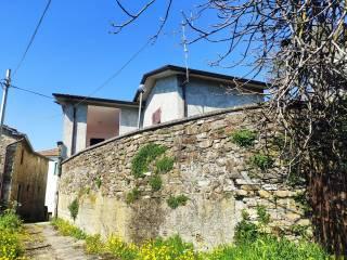 Villa unifamiliare Strada Provinciale Fivizzano Licciana Bagnone 21, Magliano, Fivizzano