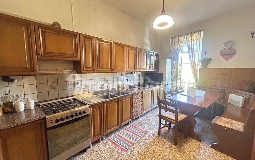 Quadrilocale piazza Niccolò Tommaseo, Centro, Gorizia — foto 12 di 27