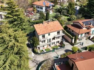 Quadrilocale via ai Piani 33, Brunate — foto 18 di 30