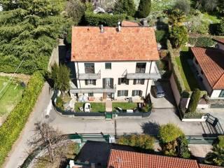 Quadrilocale via ai Piani 33, Brunate — foto 24 di 30