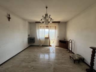Trilocale via Giardino, Centro, Bardi — foto 12 di 17