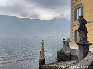 Quadrilocale ottimo stato, su più livelli, Centro, Torno — foto 25 di 48