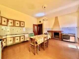 Villa bifamiliare via Cese 35, Roccamonfina