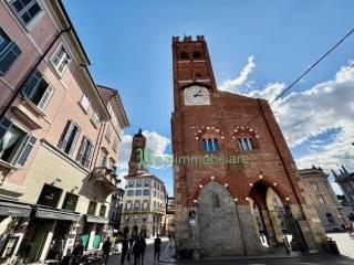 Bilocale piazza Corticella 5, Centro Storico, Monza — foto 10 di 18