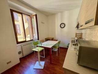 Bilocale piazza Corticella 5, Centro Storico, Monza