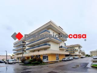 Quadrilocale viale Italia, 17, San Nicola la Strada — foto 16 di 47