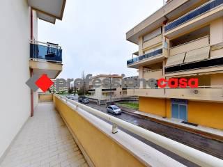 Quadrilocale viale Italia, 17, San Nicola la Strada — foto 38 di 47