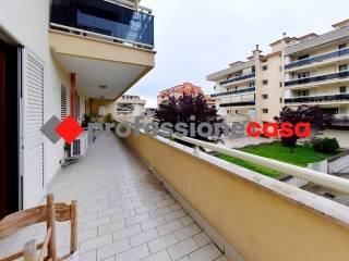 Quadrilocale viale Italia, 17, San Nicola la Strada — foto 6 di 47