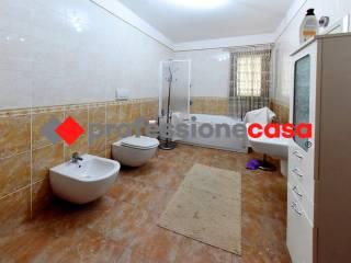 Quadrilocale viale Italia, 17, San Nicola la Strada — foto 10 di 47