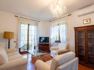 Villa unifamiliare viale Versilia, Centro, Forte dei Marmi