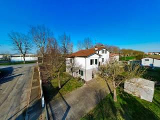 Villa unifamiliare via Guglielma 17A, Centro, Conselice — foto 4 di 33
