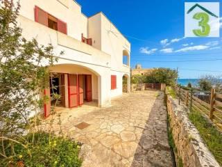 Villa unifamiliare via Carlo Mirabello, Marina Serra, Tricase — foto 10 di 36