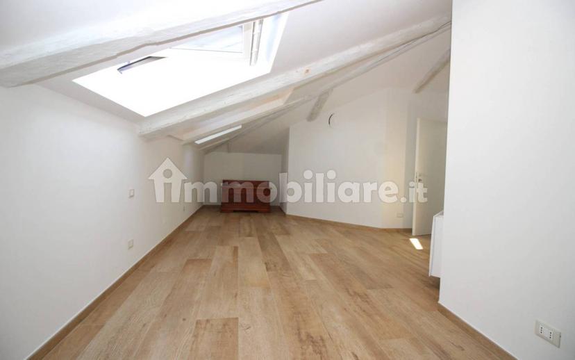 Attico via San Michele 7, Centro, Vercelli — foto 2 di 21