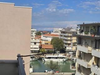 Attico via Vittorio Alfieri, Bellaria-Igea Marina — foto 26 di 28