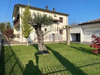 Villa bifamiliare via Emilia per Melatello 240, Case Lago, Forlimpopoli — foto 7 di 22