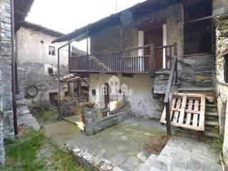 Bilocale frazione Pied de Ville 16, Centro, Arnad — foto 4 di 31
