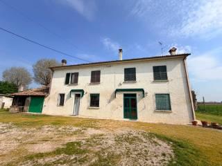 Casa colonica via Germana, Russi — foto 18 di 30