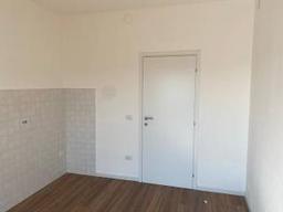 Bilocale vicolo Amabile 19, Centro, Gazzada Schianno