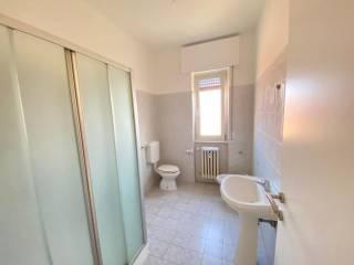 Bilocale vicolo Amabile 19, Centro, Gazzada Schianno — foto 39 di 43