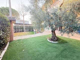 Villa a schiera via Balzella 69C, Coriano, Forlì