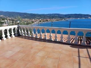 Villa unifamiliare via Sant'Elmo 372, Centro, Diano Marina — foto 14 di 34