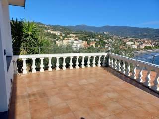 Villa unifamiliare via Sant'Elmo 372, Centro, Diano Marina — foto 20 di 34