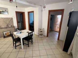 Appartamento via Rocco Beneventani 35, Sasso di Castalda — foto 11 di 13