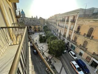 Quadrilocale via Paolo Emiliani Giudici 12, Centro, Caltanissetta — foto 8 di 12