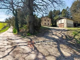 Casale, ottimo stato, 170 m², Camerino — foto 11 di 35
