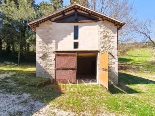 Casale, ottimo stato, 170 m², Camerino — foto 16 di 35